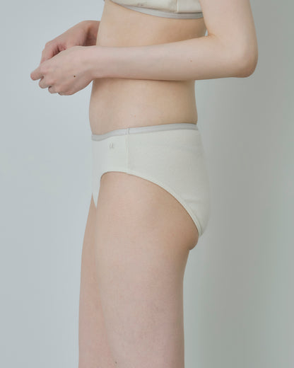 DAILY RIB SHORTS
